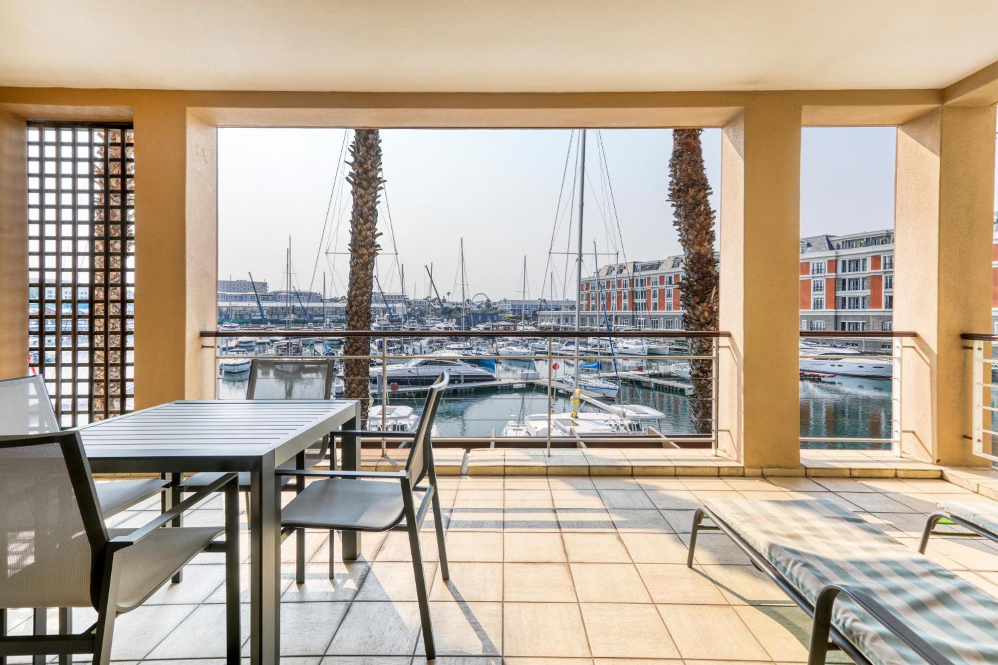 African Elite Waterfront Kapstadt Exterior foto